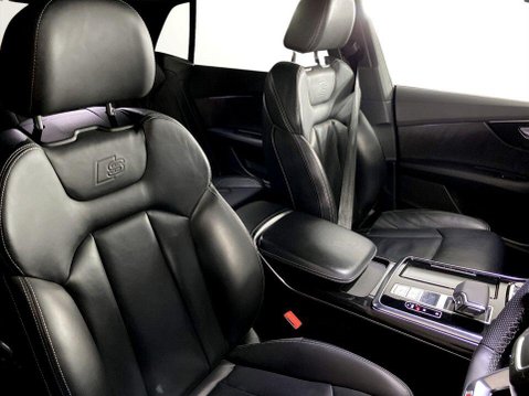 Audi Q8 3.0 TFSI V6 55 Black Edition SUV 5dr Petrol Tiptronic quattro Euro 6 (s/s) 11