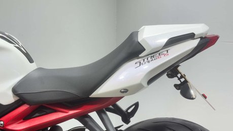 Triumph Street Triple R 2015 15K QUICK SHIFTER ARROW EXHAUST NEW MOT NAKED BIKE 28
