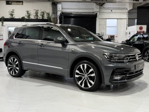 Volkswagen Tiguan 2.0 TSI R-Line Tech SUV 5dr Petrol DSG 4Motion Euro 6 (s/s) (230 ps) 5