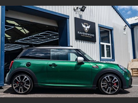 Mini Hatch 2.0 John Cooper Works Auto 3dr 3