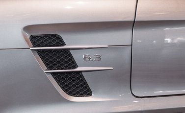 Mercedes-Benz SLS AMG 15
