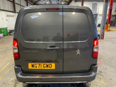 Peugeot Partner BLUEHDI PROFESSIONAL PREMIUM L1 6