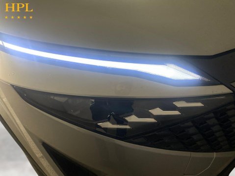 Nissan Qashqai 1.3 DIG-T MHEV N-Connecta SUV 5dr Petrol Hybrid Manual Euro 6 (s/s) (140 ps 9