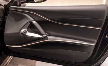 Ferrari 812 Superfast 10