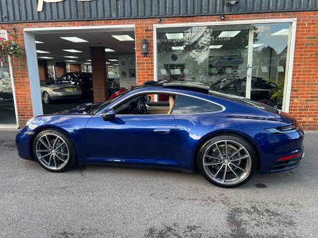 Porsche 911 3.0 992 Carrera Coupe 2dr Petrol PDK Euro 6 (s/s) (385 ps) 4