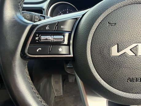 Kia Ceed CRDI 2 NAV ISG MHEV 17