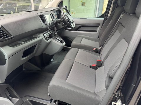 Citroen Dispatch M 1400 DRIVER PRO BLUEHDI S/S EAT8 24