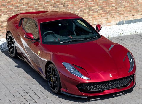 Ferrari 812 Superfast 8
