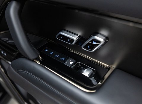 Land Rover Range Rover P615 SV 50