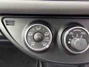 Toyota Yaris 1.33 VVT-I ICON 19