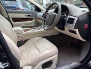 Jaguar XF 3.0d V6 Premium Luxury Saloon 4dr Diesel Auto Euro 5 (s/s) (240 ps) 29