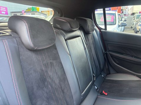 Peugeot 308 1.6 308 GTi by Peugeot Sport THP S/S 5dr 31