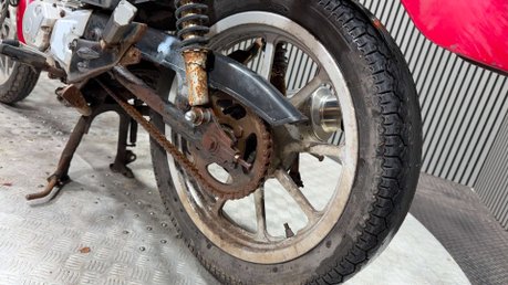 Yamaha YBR125 Custom 2009 HIGH MILES BREAKER PROJECT PARTS BIKE 125CC LEARNER 24