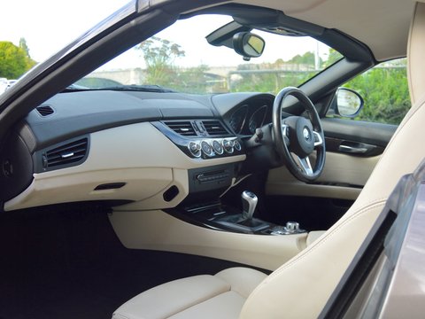 BMW Z4 E89 2.5 23i sDrive Roadster 61