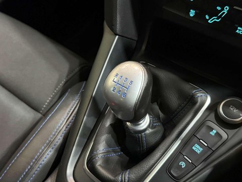 Ford Focus 2.3T EcoBoost RS Hatchback 5dr Petrol Manual AWD Euro 6 (s/s) (350 ps) 56