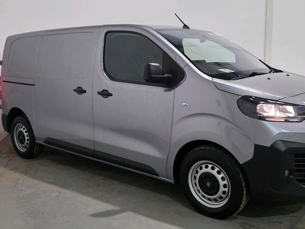 Fiat Scudo L1 H1 DIESEL 1.5 Multijet 120 2