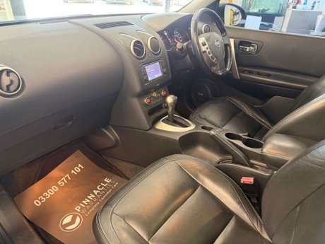 Nissan Qashqai 1.6 Tekna CVT 2WD Euro 5 5dr (AVM) 10