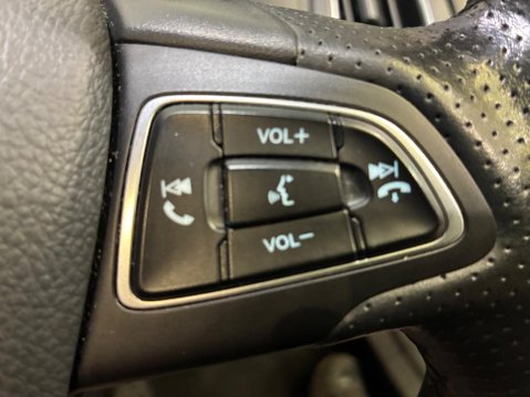 Ford Focus 2.0T EcoBoost ST-2 Euro 6 (s/s) 5dr 34