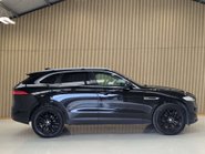 Jaguar F-Pace 2.0 F-PACE Portfolio AWD D Auto 4WD 5dr 13