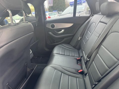 Mercedes-Benz C Class 2.1 C250 BlueTEC AMG Line G-Tronic+ Euro 6 (s/s) 5dr 29