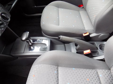 Volkswagen Polo TWIST Automatic 16