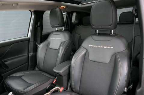 Jeep Renegade M-JET DESERT HAWK 41