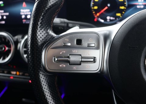 Mercedes-Benz GLA 1.3 GLA 180 AMG Line Premium Auto 5dr 34