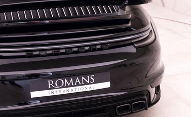 Porsche 911 Turbo S (992) 23