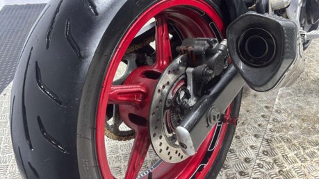 Suzuki SV650 N 2018 LATEST MODEL ONLY 18K A2 BIKE 650CC VTWIN 26