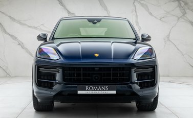 Porsche Cayenne TURBO E-HYBRID COUPE WITH GT PACKAGE 7