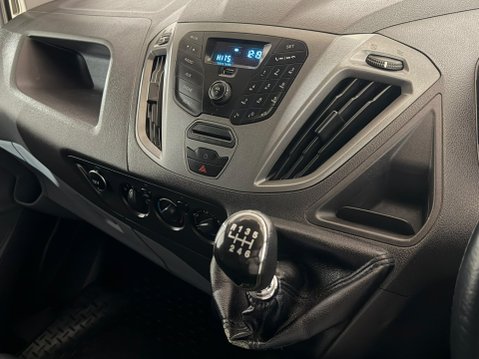 Ford Transit Custom 270 LR P/V 15