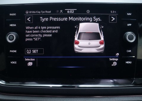 Volkswagen Polo 1.0 Polo R-Line TSi 5dr 26