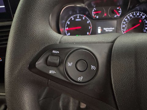 Vauxhall Combo 1.5 Combo 2300 Professional Turbo D S/S 13