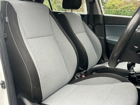 Hyundai i20 1.4 SE Euro 6 5dr 12