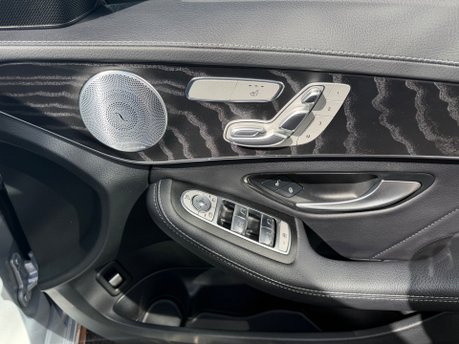 Mercedes-Benz C Class C 300 D AMG LINE NIGHT EDITION PREMIUM PLUS 26