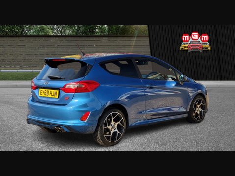 Ford Fiesta ST-2 11