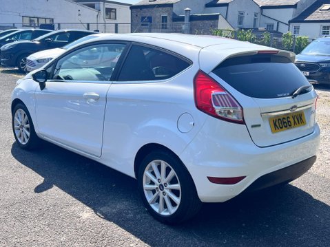 Ford Fiesta 1.0T EcoBoost Titanium Euro 6 (s/s) 3dr 5