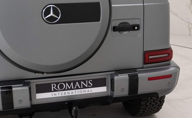 Mercedes-Benz G Series G 350 D 4MATIC AMG LINE PREMIUM 25