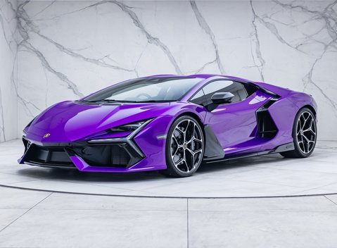 Lamborghini Revuelto 1