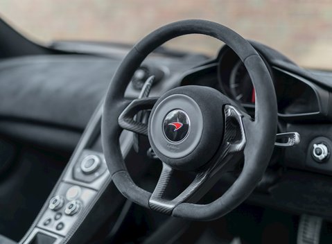 McLaren 675LT Spider 15