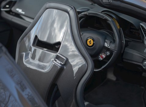 Ferrari 488 Spider 15
