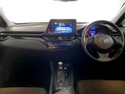 Toyota C-HR 1.8 VVT-h Icon SUV 5dr Petrol Hybrid CVT Euro 6 (s/s) (122 ps) Air Con - Al 18