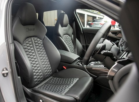 Audi RS6 Avant Performance 12