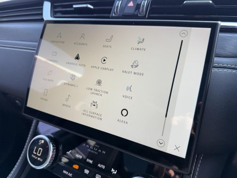 Jaguar F-Pace 2.0 D200 MHEV R-Dynamic HSE SUV 5dr Diesel Auto AWD Euro 6 (s/s) (204 ps) 41