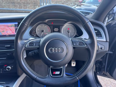 Audi A4 S4 QUATTRO 10