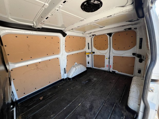 Ford Transit Custom SWB L1H1 (SOLD) Low Roof Limited 300 Air Con Alloys Sensors EURO 6 NO VAT 12