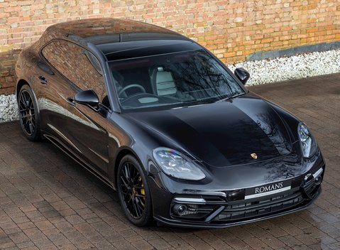 Porsche Panamera Turbo S E-Hybrid Sport Turismo 8