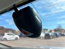 Lexus Is 2.5 IS 300h Advance CVT 4dr 68