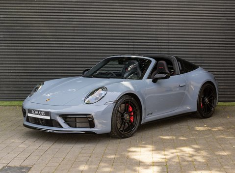 Porsche 911 Targa 4 GTS (992) 2
