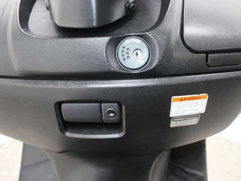 Suzuki Burgman 200 UH 200 AL7 34